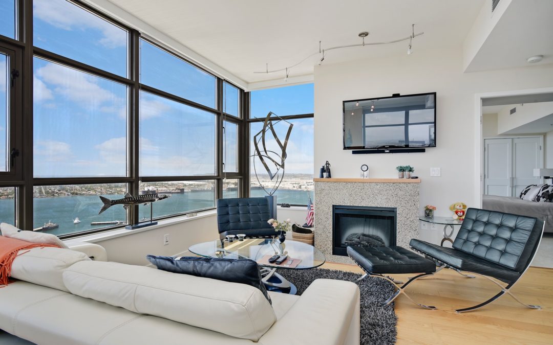 Electra Condo with Spectacular Views on the 35th Floor for Sale