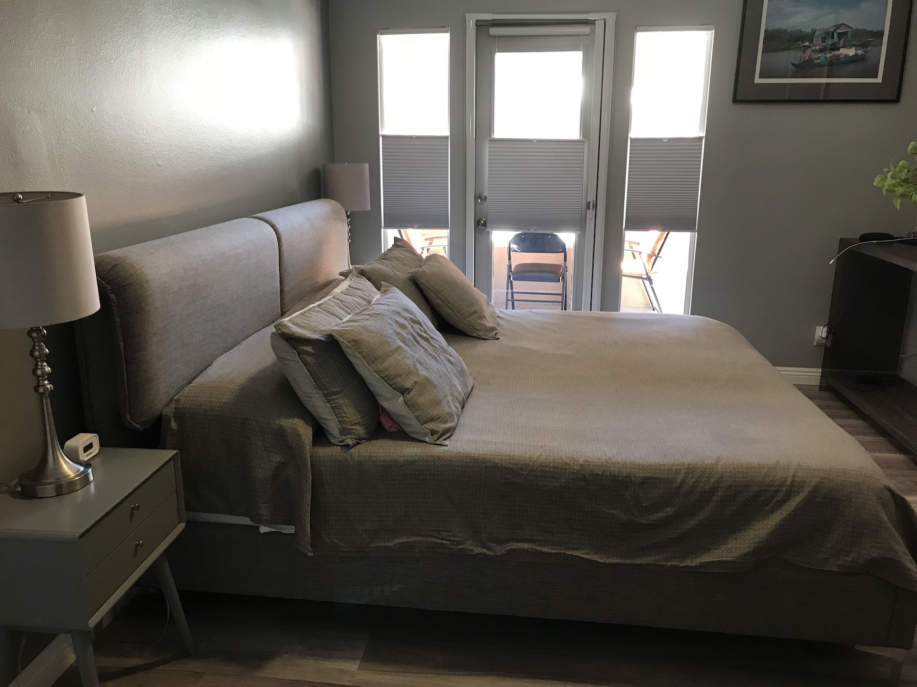 Fully Furnished Downtown Condo for Rent